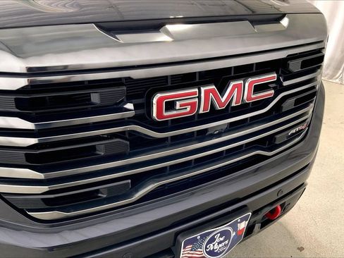 Used 2023 GMC Sierra 1500 AT4 w/ AT4 Premium Package AWD/4WD image 30