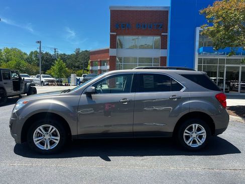 Used 2011 Chevrolet Equinox LT FWD image 2