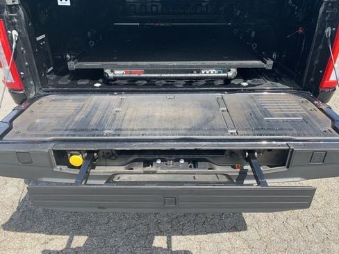 Certified 2021 Ford F150 Platinum w/ Equipment Group 701A High AWD/4WD image 9