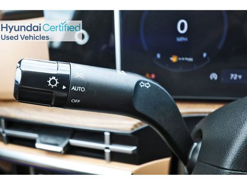 Certified 2025 Hyundai Santa Fe Limited image 21