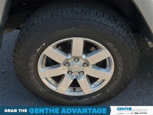 Used 2016 Jeep Wrangler Unlimited Sahara w/ Connectivity Group image 5