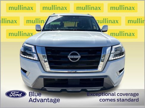 Used 2021 Nissan Armada SL w/ Captain's Chairs Package image 12