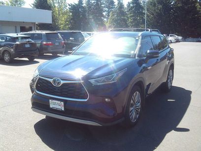 Used 2021 Toyota Highlander Platinum