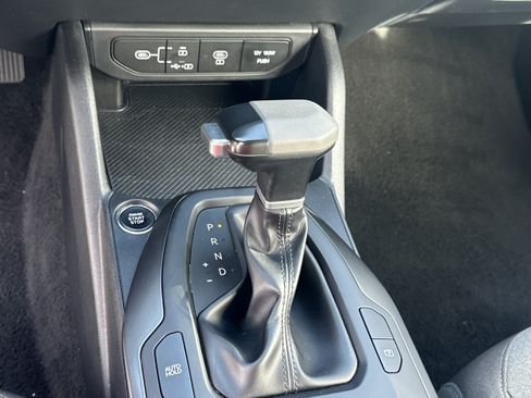 Used 2025 Kia K4 FWD image 29