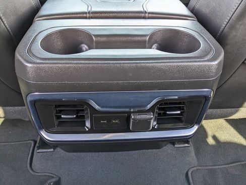 Used 2022 Chevrolet Silverado 2500 High Country w/ Safety Package II image 47