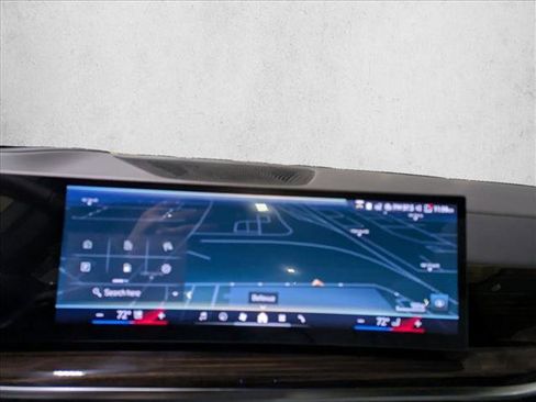 New 2026 BMW X5 xDrive50e image 13