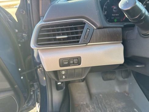 Used 2020 Honda Accord EX image 14