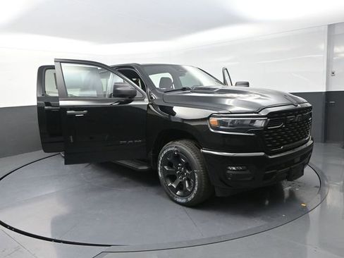 New 2026 RAM 1500 Express AWD/4WD image 20