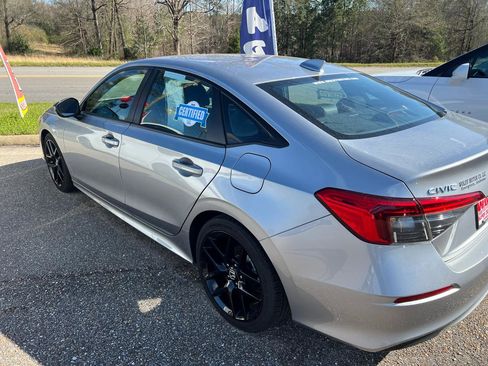 Used 2024 Honda Civic Sport image 7