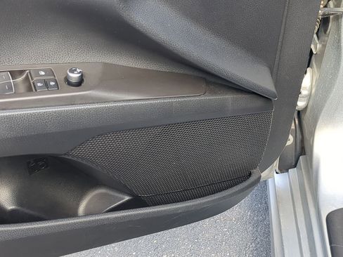 Used 2023 Toyota Camry XSE image 15