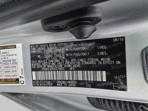 Used 2016 Toyota 4Runner Limited image 29