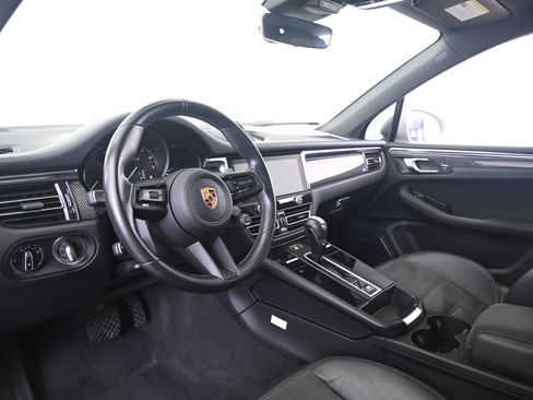 Certified 2022 Porsche Macan GTS AWD/4WD image 4