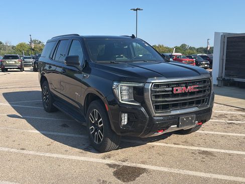 Used 2023 GMC Yukon AT4 AWD/4WD image 8
