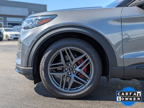 Certified 2025 Ford Explorer ST w/ Sun And Sound Package AWD/4WD image 11