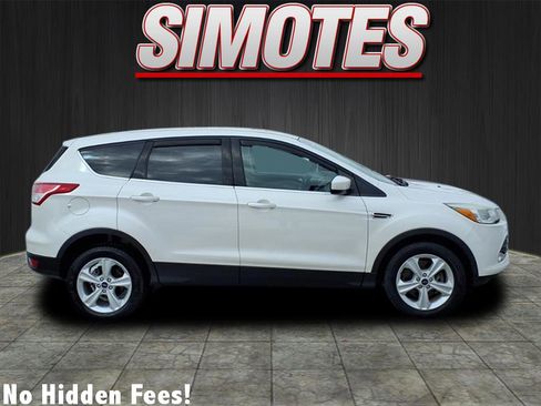 Used 2014 Ford Escape SE image 2
