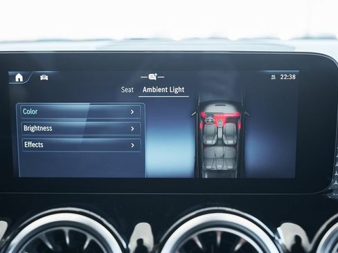 Used 2025 Mercedes-Benz GLB 250 GLB 250 w/ Exclusive Package image 56