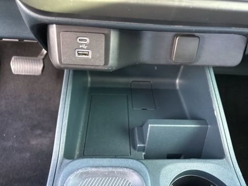 Used 2023 Ford Maverick XL image 22