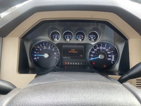 Used 2016 Ford F250 Lariat w/ Lariat Interior Package image 36