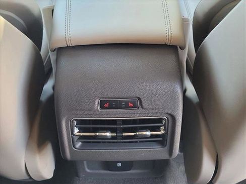 Used 2021 Lincoln Corsair Reserve w/ Equipment Group 201A image 18