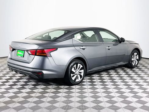 Used 2024 Nissan Altima 2.5 S image 10
