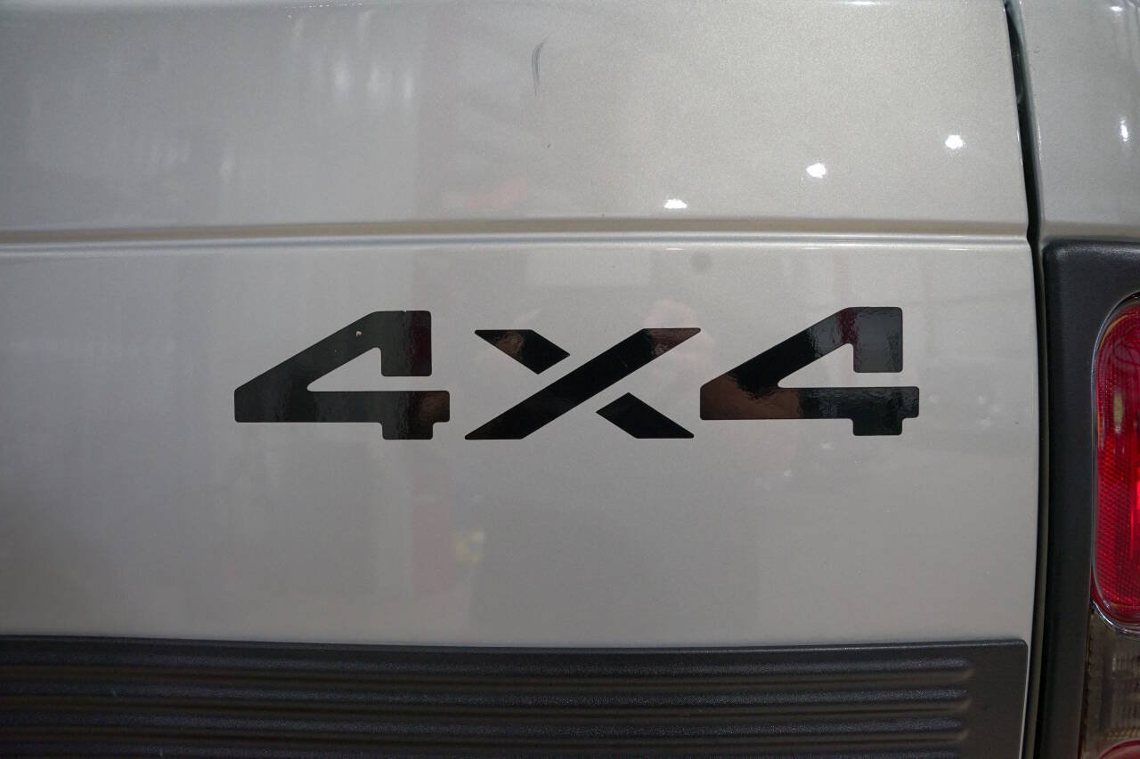 Used 1998 Dodge Ram 2500 Truck 4x4 Quad Cab image 25