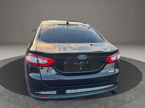 Used 2015 Ford Fusion SE w/ Equipment Group 202A FWD image 6