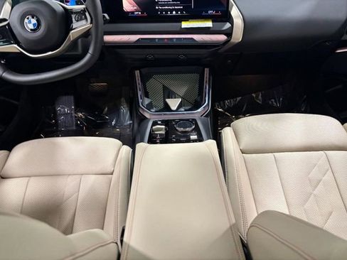 Used 2025 BMW X3 xDrive30i w/ Premium Package AWD/4WD image 13