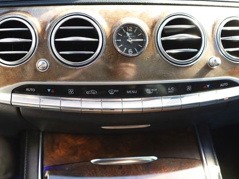Used 2015 Mercedes-Benz S 63 AMG 4MATIC Sedan w/ Driver Assistance Package image 30