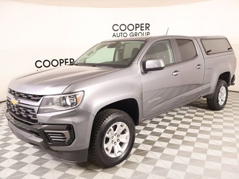 Used 2022 Chevrolet Colorado LT w/ Safety Package RWD image 9