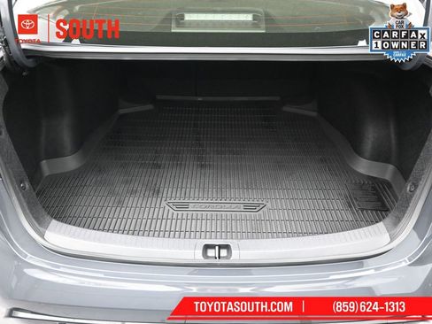 Used 2026 Toyota Corolla SE w/ SE Premium Package image 28