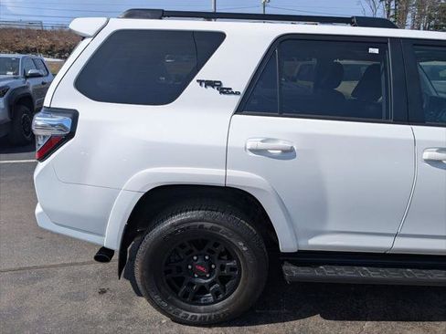 Certified 2023 Toyota 4Runner TRD Off-Road Premium w/ Off Road Premium Plus Package AWD/4WD image 8