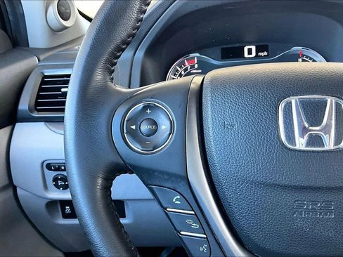 Used 2019 Honda Ridgeline RTL image 11