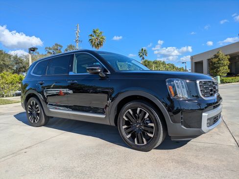 Used 2023 Kia Telluride SX image 1
