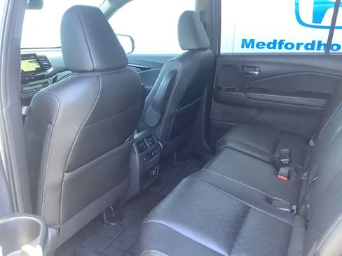 Certified 2019 Honda Passport Touring image 12