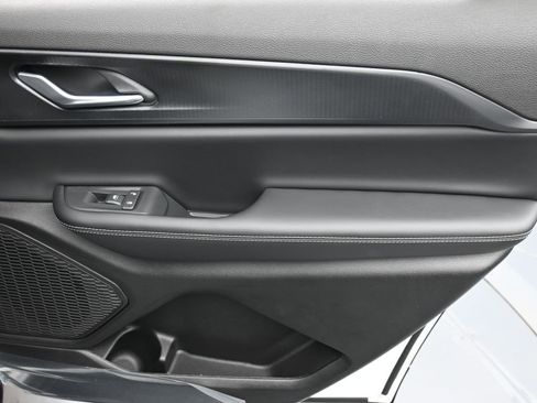 New 2026 Jeep Grand Cherokee L 4WD image 15