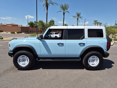 Used 2025 Ford Bronco Heritage Edition AWD/4WD image 8