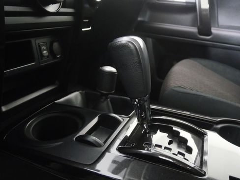 Used 2014 Toyota 4Runner Trail image 26