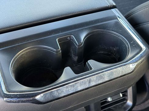 Used 2022 Ford F150 XLT w/ XLT Black Appearance Package image 12