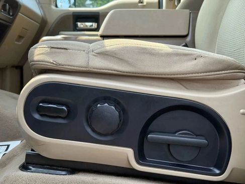 Used 2007 Ford F150 XLT image 17