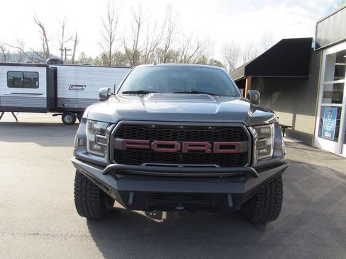 Used 2019 Ford F150 Raptor w/ Equipment Group 802A Luxury AWD/4WD image 7