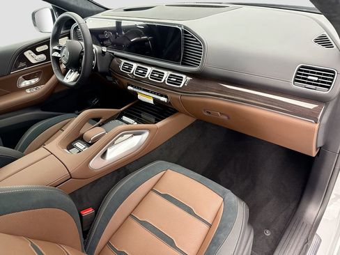 New 2026 Mercedes-Benz GLE 63 AMG S image 17