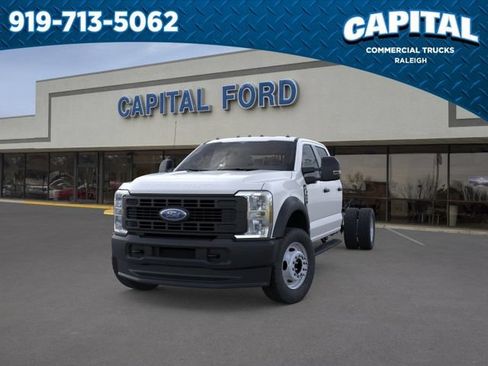New 2026 Ford F550 4x4 Crew Cab image 2