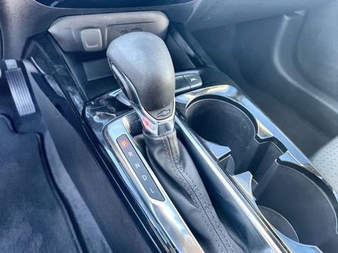 Certified 2025 Chevrolet Trax LT image 15