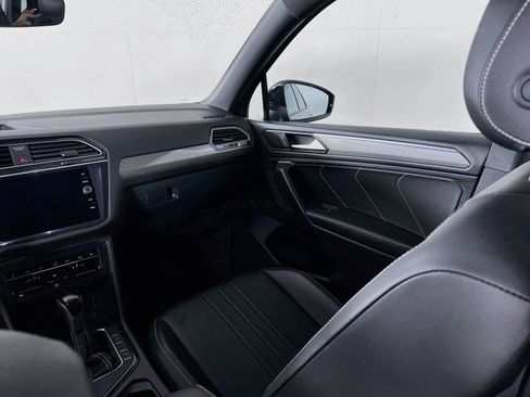Used 2024 Volkswagen Tiguan SE R-Line AWD/4WD image 23