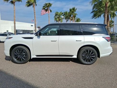 New 2026 INFINITI QX80 Autograph w/ Premium Cargo Package image 3