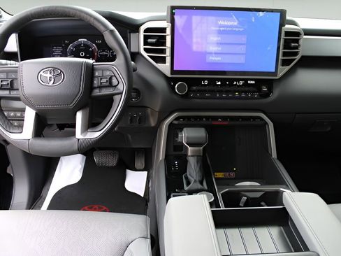 Certified 2025 Toyota Tundra Limited image 9