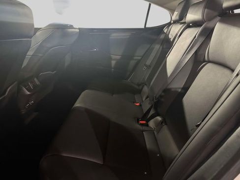 Certified 2023 Lexus ES 250 w/ Premium Package AWD/4WD image 15