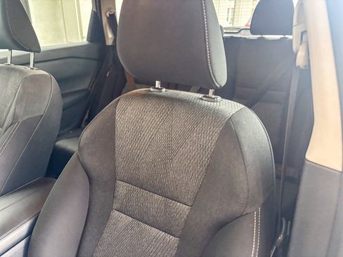 Used 2024 Nissan Rogue SV image 24