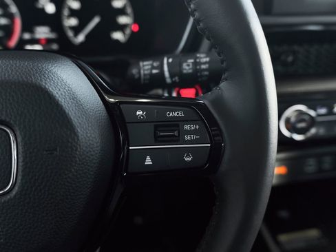 Used 2024 Honda CR-V EX-L image 25