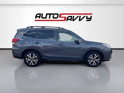 Used 2023 Subaru Forester Limited AWD/4WD image 8